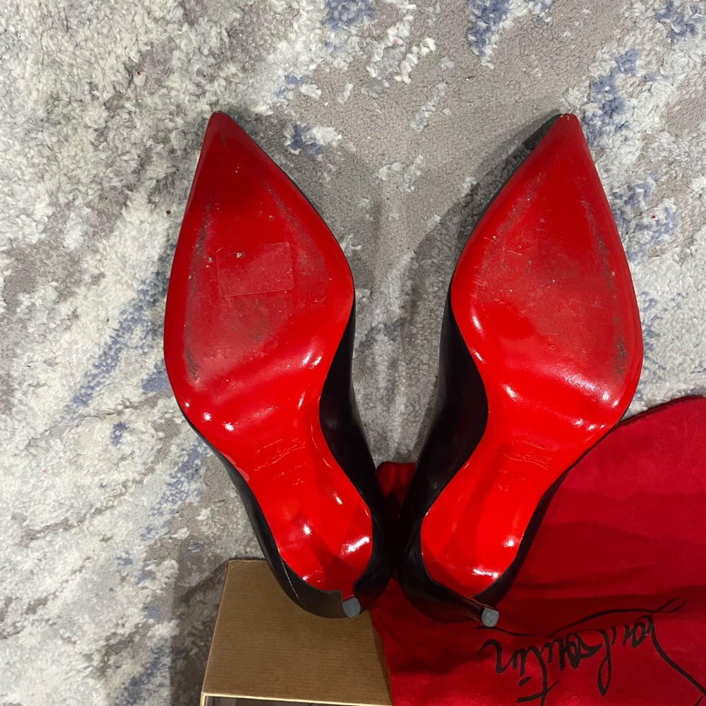 Red bottoms- Christian Louboutin - Picture 5 of 6